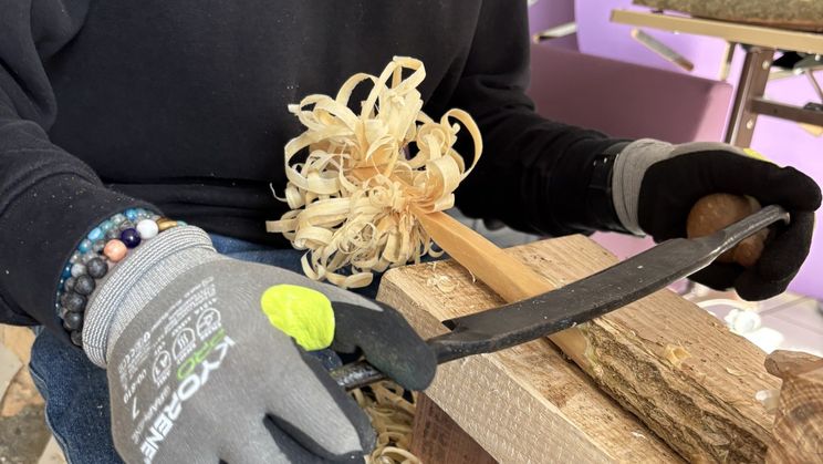 ATELIER BOIS : FLEUR ET GRAVURE